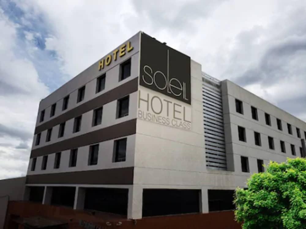 Hotel Soleil Business Class Celaya Celaya  Ngoại thất bức ảnh
